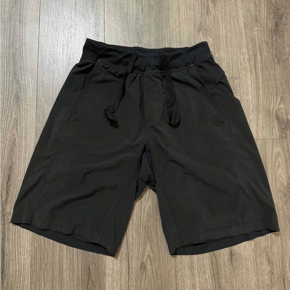 Lululemon Athletica Black Men's Athletic Shorts